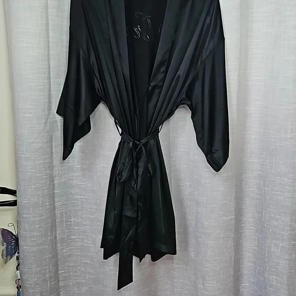 VS BRIDE ROBE - Picture 7 of 13